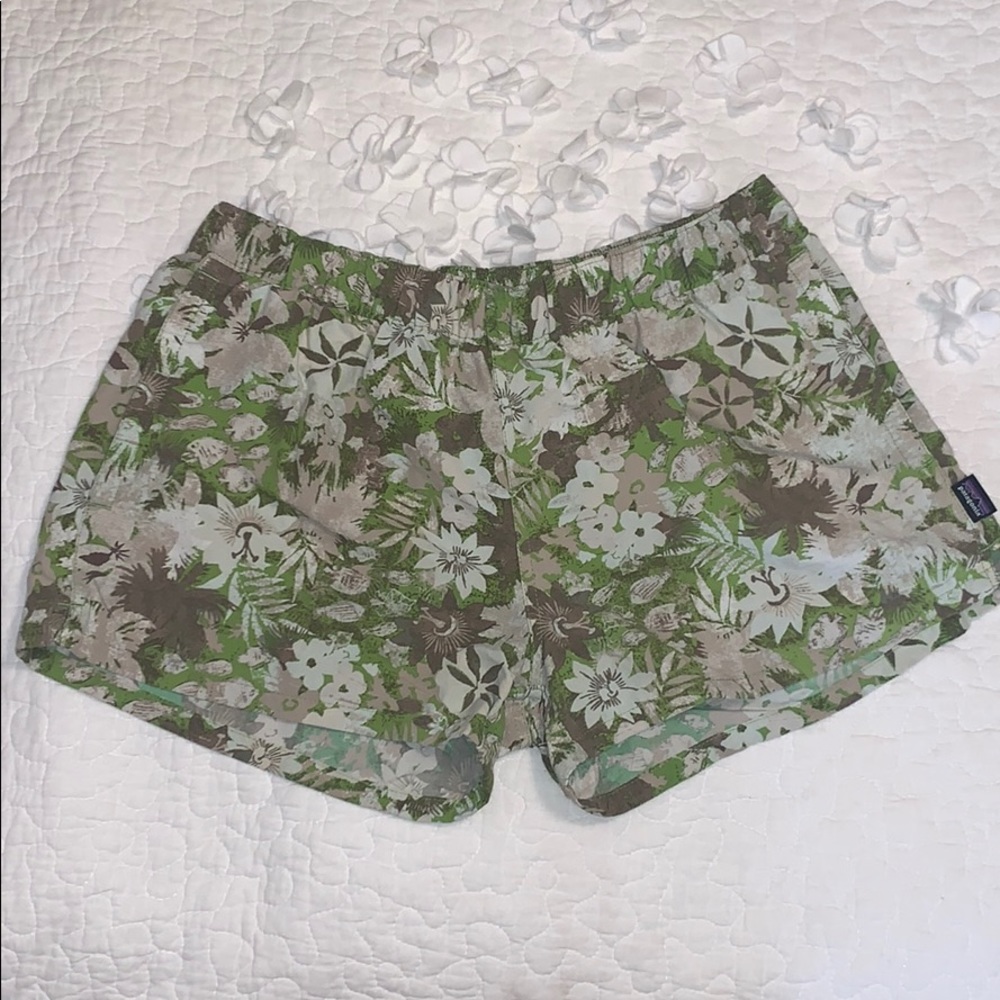 Patagonia barely baggies shorts